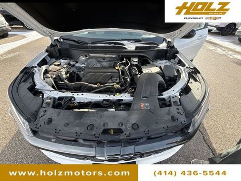 Used 2024 Chevrolet Trax RS w/ Driver Confidence Package image 31