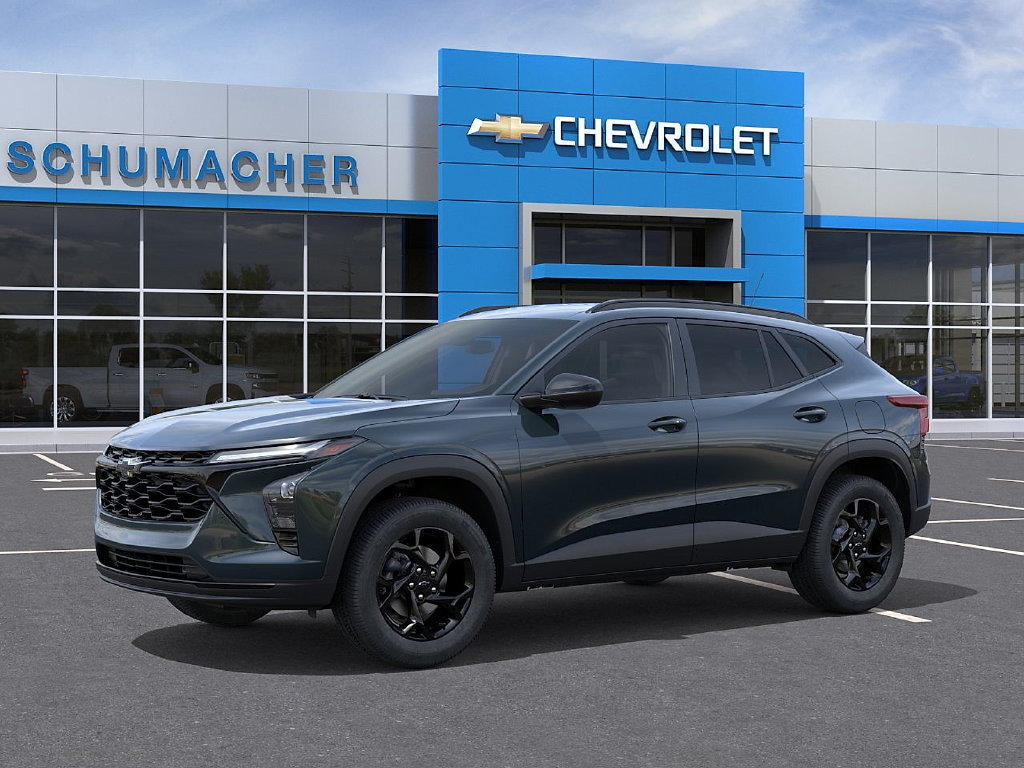 New 2026 Chevrolet Trax LT w/ Driver Confidence Package FWD image 2