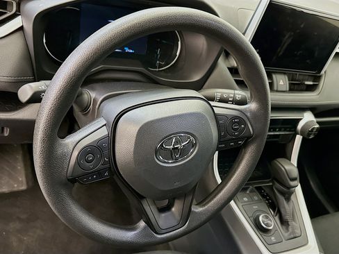 Used 2025 Toyota RAV4 LE image 18