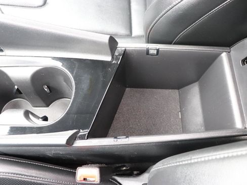 Used 2024 Hyundai Elantra Limited image 47