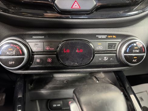 Used 2020 Kia Soul EX FWD image 23