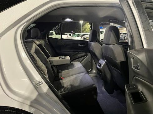 Used 2024 Chevrolet Equinox LT AWD/4WD image 19