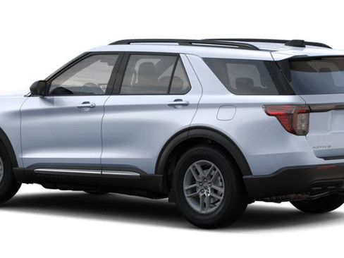 New 2025 Ford Explorer Active image 25