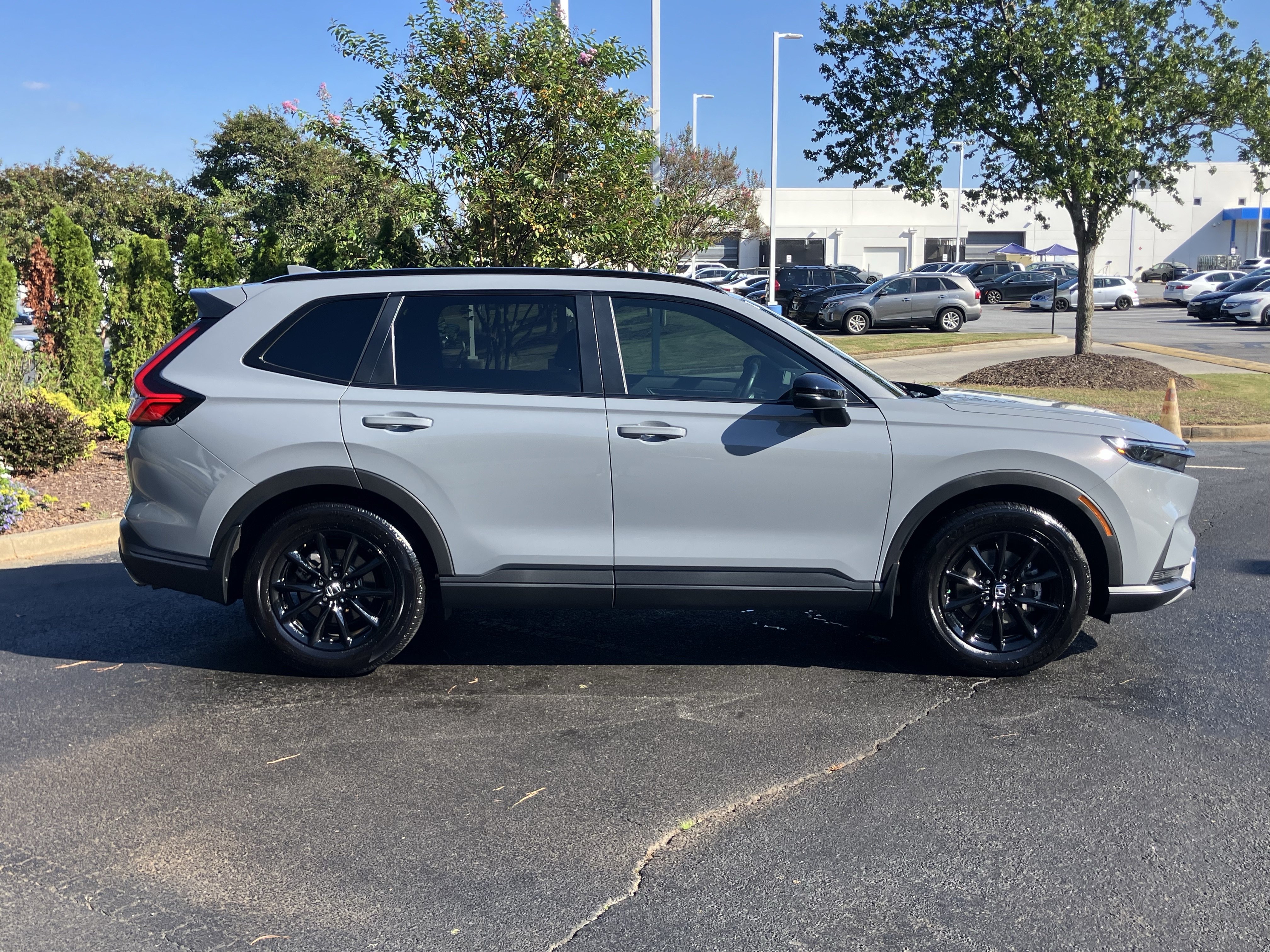 Used 2026 Honda CR-V Sport-L image 11