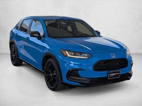 Certified 2026 Honda HR-V Sport image 3