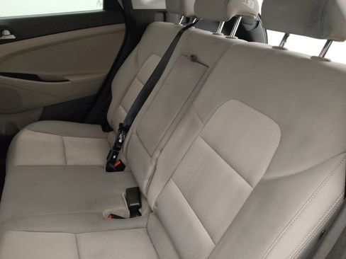 Used 2017 Hyundai Tucson Sport FWD image 18