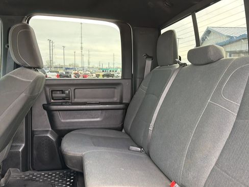 Used 2022 RAM 3500 Tradesman image 37