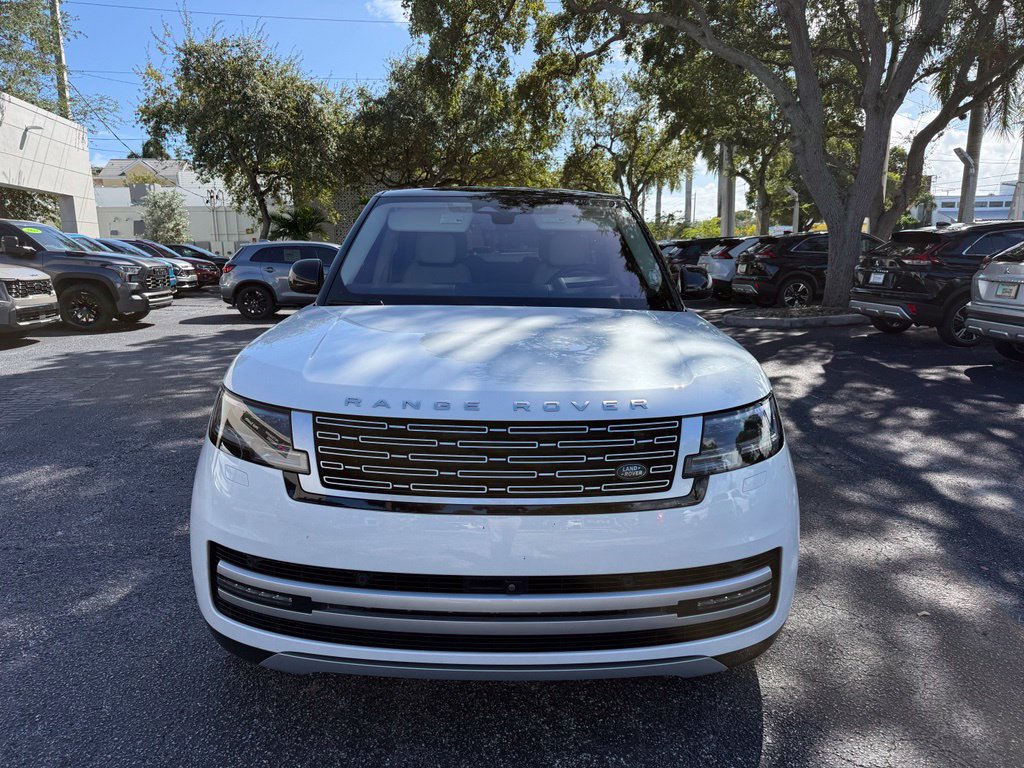 Used 2023 Land Rover Range Rover Autobiography AWD/4WD image 5