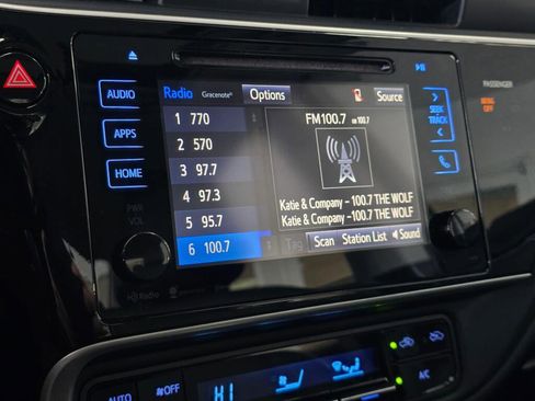 Used 2017 Toyota Corolla XLE w/ Carpet Mat Package (TMS) image 29