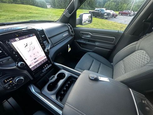 New 2026 RAM 1500 Big Horn AWD/4WD image 22