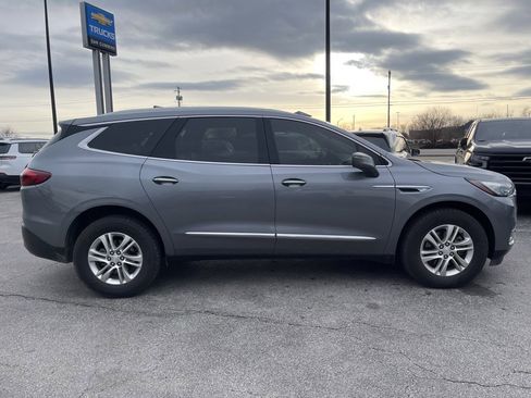 Used 2019 Buick Enclave Essence image 4