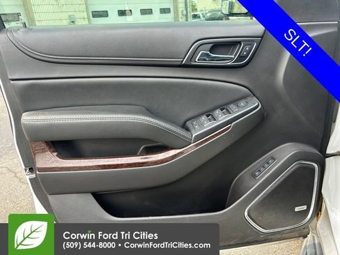 Used 2017 GMC Yukon SLT AWD/4WD image 4
