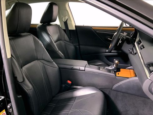 Used 2019 Lexus ES 350 w/ Accessory Package 2 FWD image 9