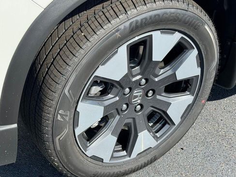 New 2026 Honda Pilot Elite image 9