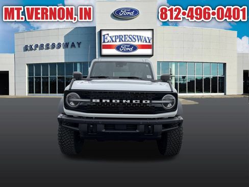 Used 2023 Ford Bronco Wildtrak AWD/4WD image 3