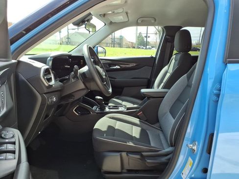 Used 2024 Chevrolet TrailBlazer LT image 13