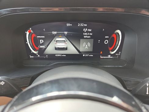 Used 2023 Nissan Pathfinder Platinum w/ Lighting Package (N92) image 20