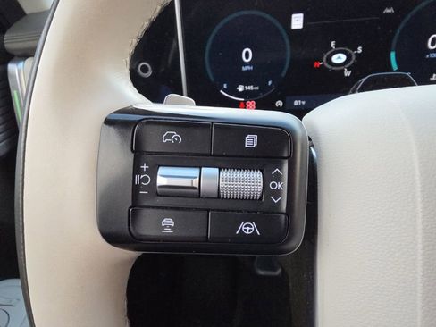 Used 2024 Hyundai Santa Fe Calligraphy image 21