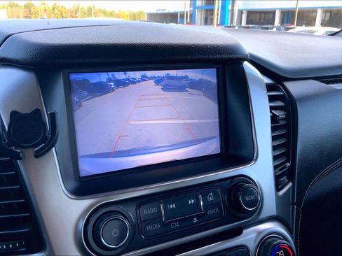Used 2019 Chevrolet Tahoe LT image 28