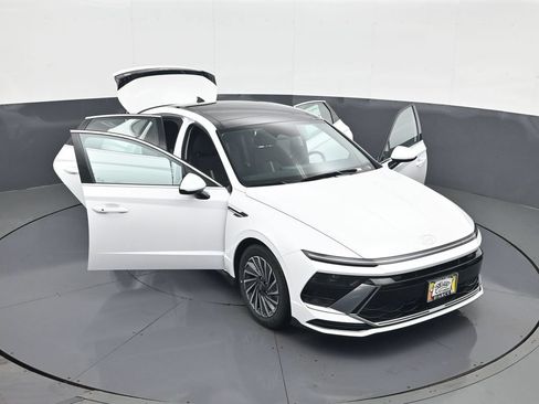 New 2026 Hyundai Sonata SEL FWD image 29