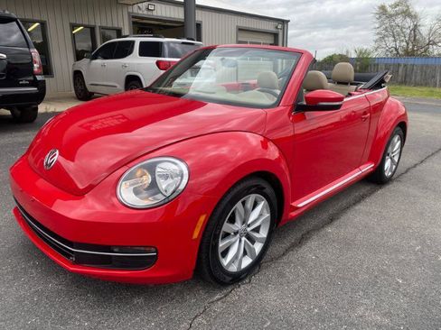 Used 2014 Volkswagen Beetle TDI image 3