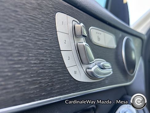 Used 2020 Mercedes-Benz GLC 300 GLC 300 image 22