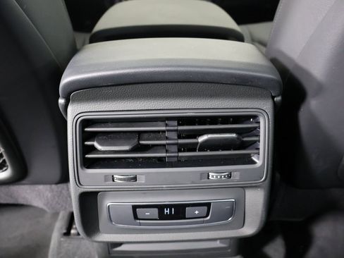 Used 2025 Audi Q7 2.0T Premium w/ Convenience Plus Package image 27