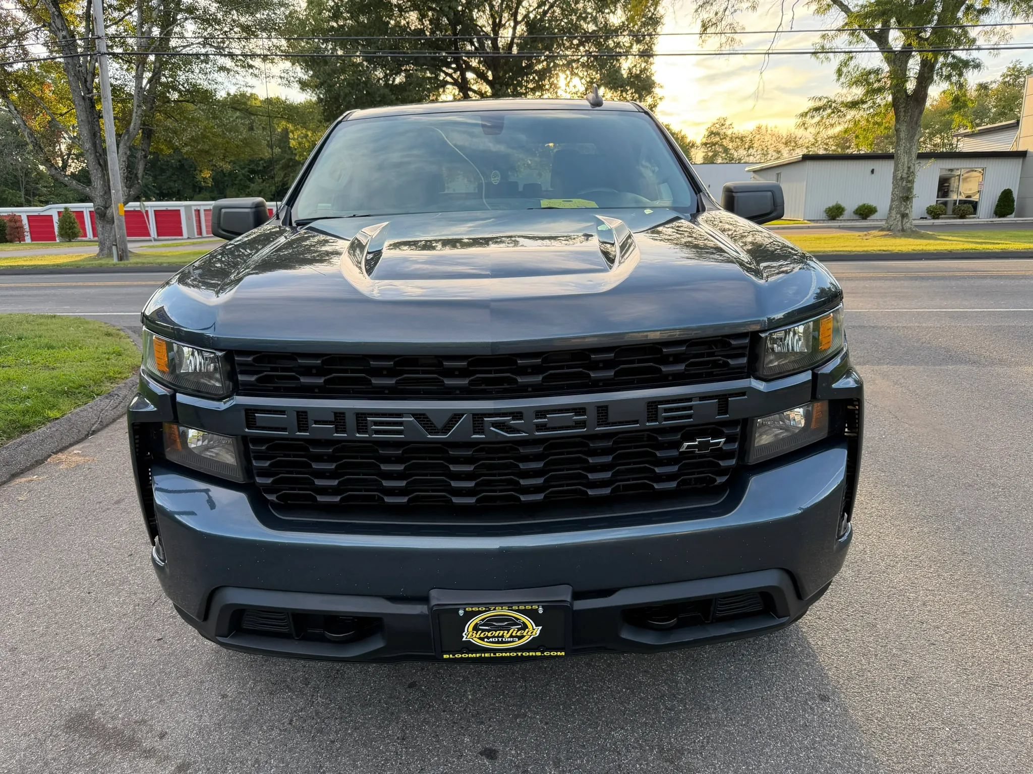 Used 2020 Chevrolet Silverado 1500 Custom w/ Custom Value Package AWD/4WD image 2