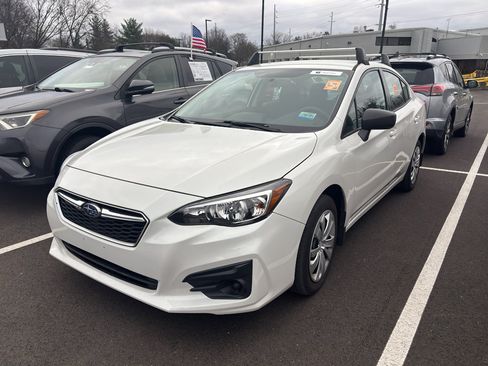 Used 2017 Subaru Impreza 2.0i image 3