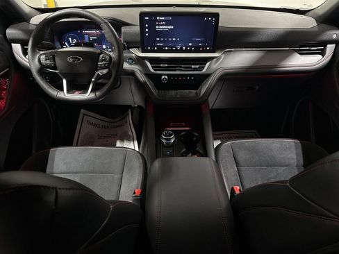Used 2025 Ford Explorer ST AWD/4WD image 10