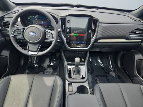 Certified 2025 Subaru Forester Limited image 10