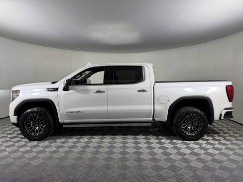 Used 2023 GMC Sierra 1500 Denali w/ Technology Package image 11
