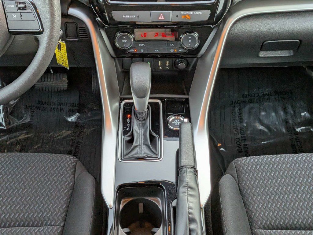 Used 2026 Mitsubishi Eclipse Cross ES AWD/4WD image 19