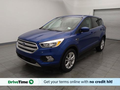 Used 2019 Ford Escape SE image 1