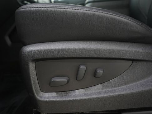 Used 2017 GMC Sierra 1500 SLT w/ SLT Premium Package image 24