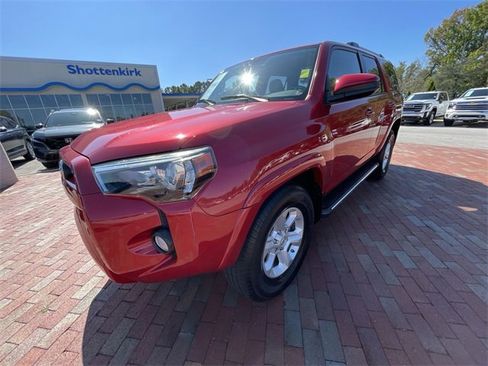 Used 2020 Toyota 4Runner SR5 image 35