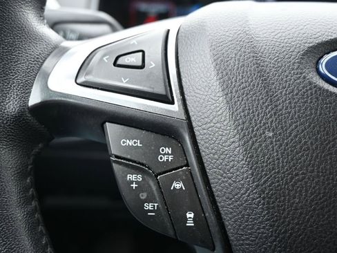 Used 2023 Ford Edge SEL image 24