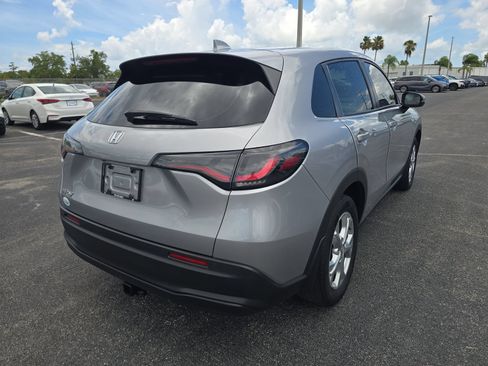 Used 2023 Honda HR-V LX image 4