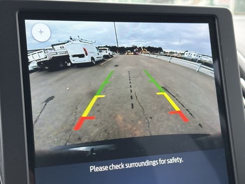 Used 2024 Ford Edge SEL image 20