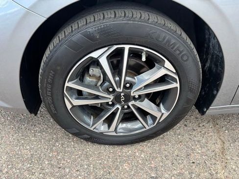 Used 2024 Kia Forte Sedan FWD image 10