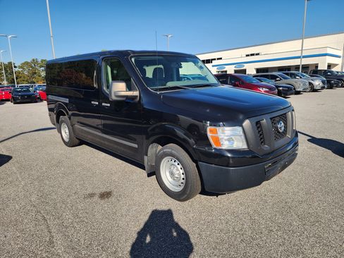 Used 2017 Nissan NV 3500 S w/ Power Package image 2