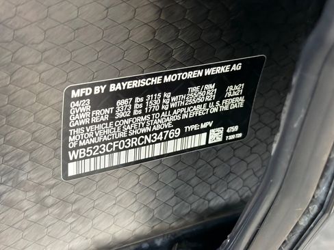 Used 2024 BMW iX xDrive50 w/ Premium Package AWD/4WD image 40