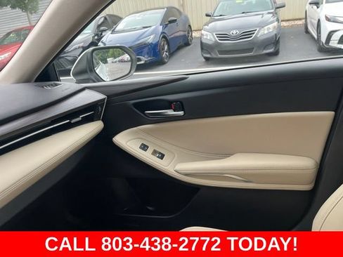Used 2021 Toyota Avalon XLE w/ Carpet Mat Package (TMS) FWD image 28
