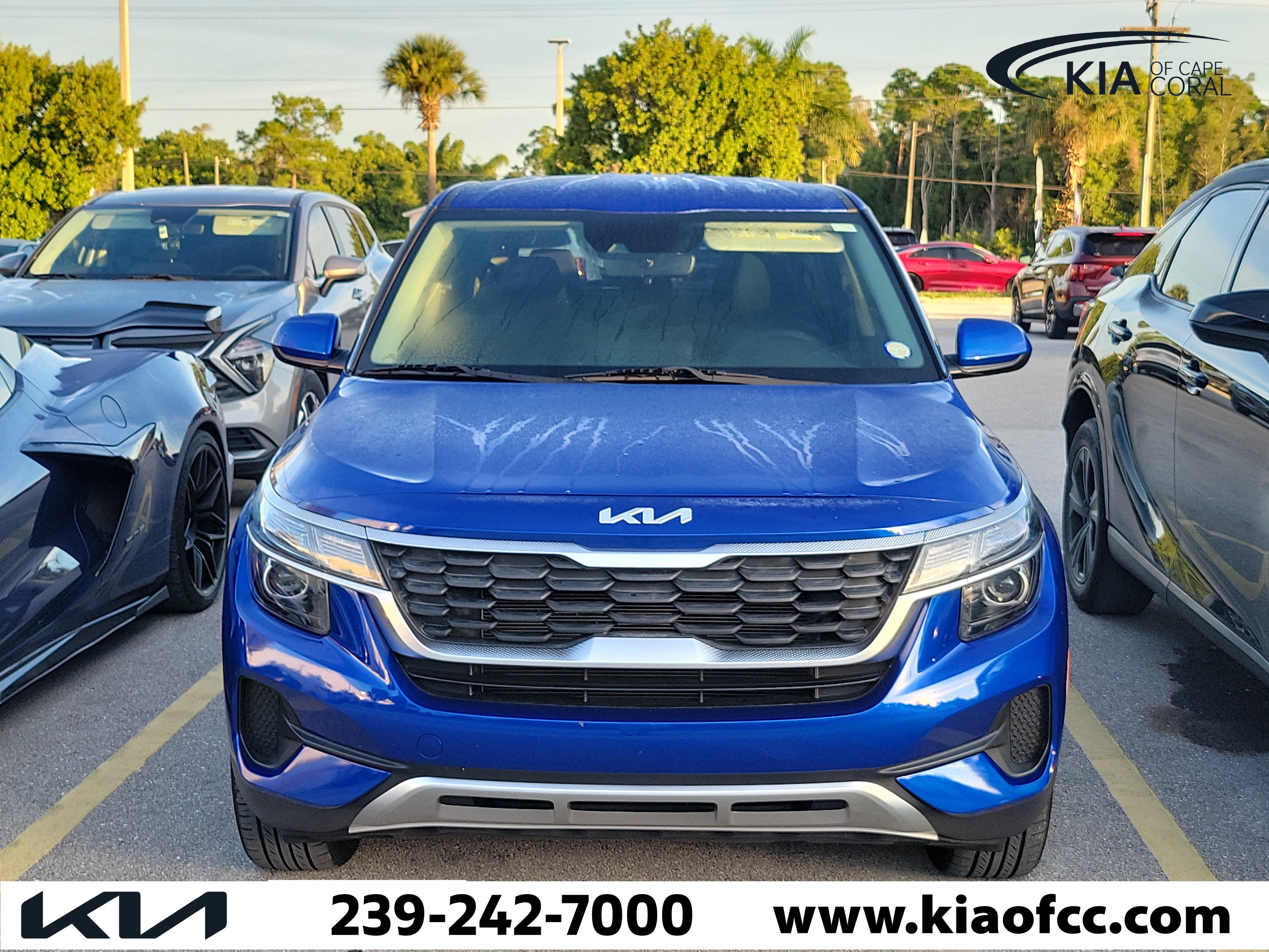 Certified 2022 Kia Seltos LX AWD/4WD image 2