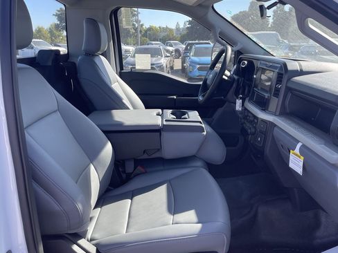 New 2025 Ford F350 XL w/ XL Chrome Package image 16