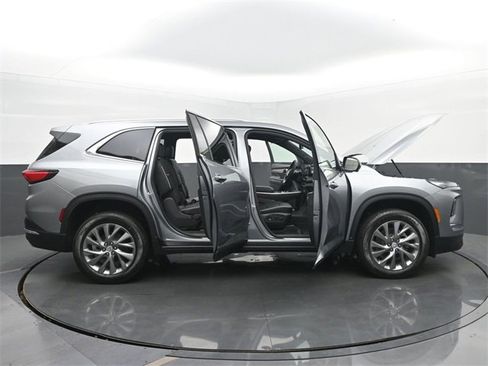 New 2026 Buick Enclave Preferred w/ Power Package image 59