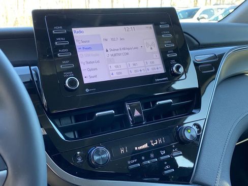 Certified 2023 Toyota Camry LE image 27