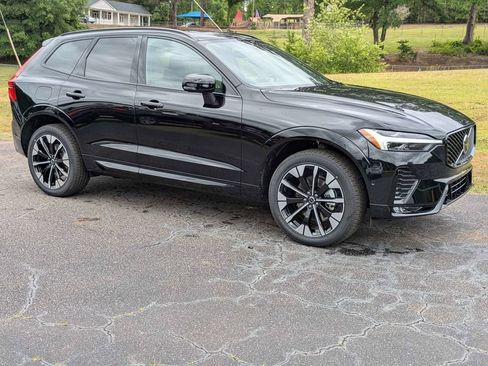 Used 2026 Volvo XC60 B5 Plus w/ Protection Package Premier AWD/4WD image 8