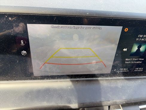 Used 2024 Kia Seltos S image 14