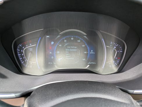 Used 2020 Hyundai Santa Fe SEL FWD image 25